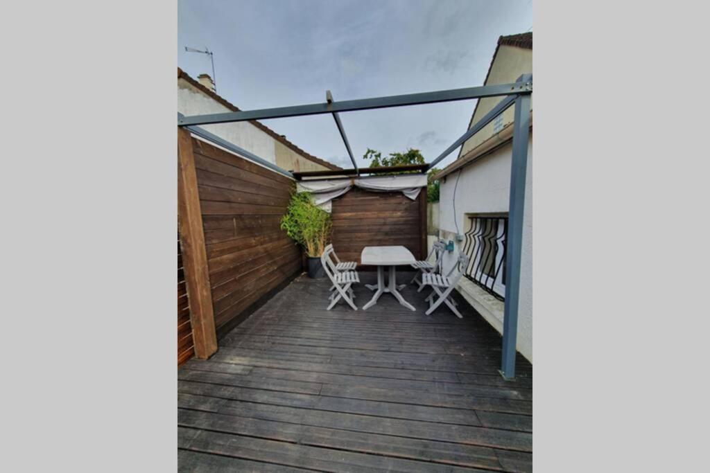 Maison Roisseenne Entre Paris Et Disneyland Roissy-en-Brie Zewnętrze zdjęcie